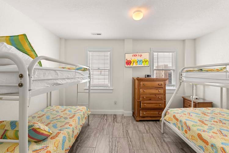 Ground Floor Pyramid & Twin Bunk Bedroom