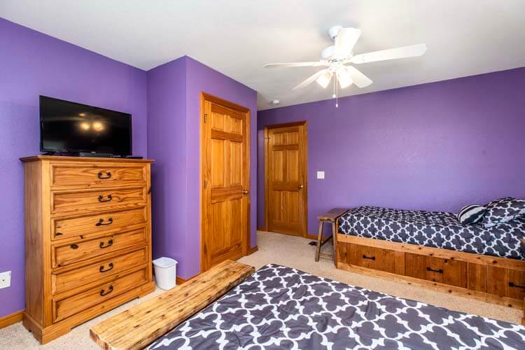 1st Floor Twins with Private Bath