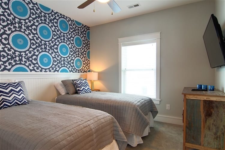 1st Floor Twins with Private Bath