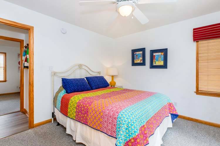 1st Floor Queen with Private Bath