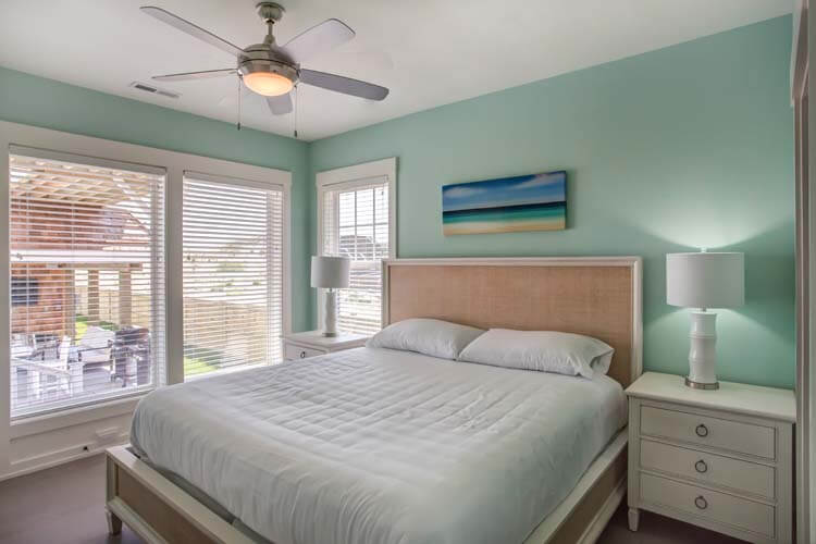 Ground Floor King with Private Bath