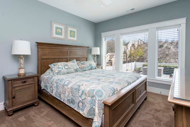 Ground Floor King with Private Bath