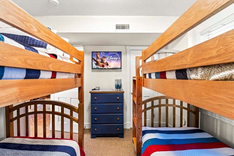 Ground Floor Twin Bunks Bedroom