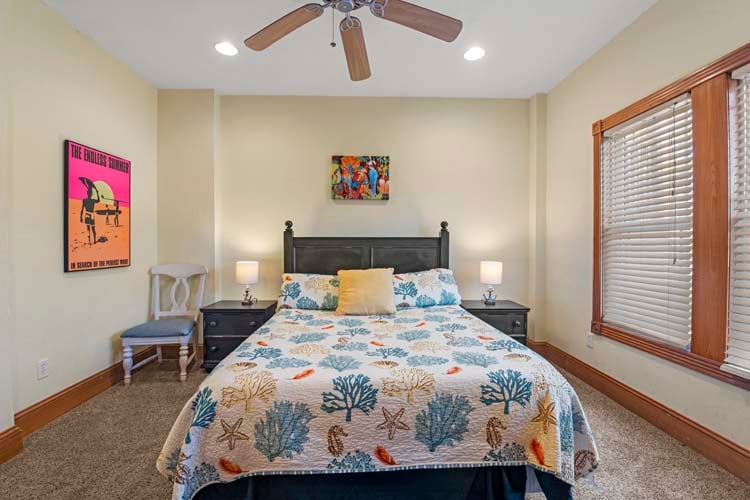 Ground Floor Queen with Private Bath