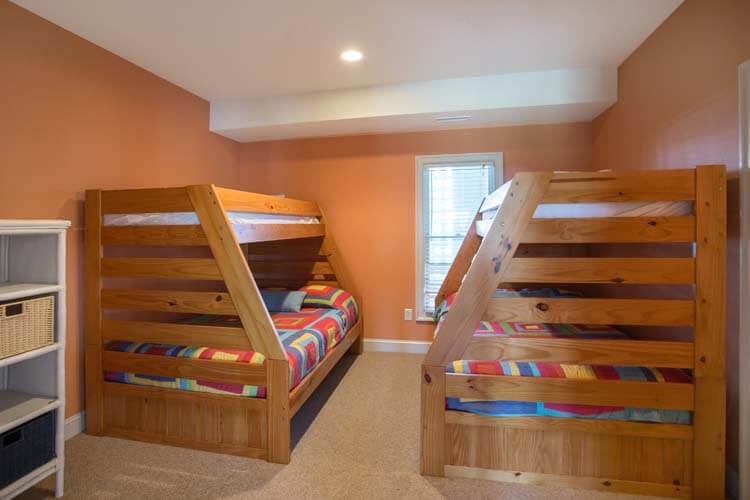 Ground Floor Pyramid Bunks with Private Bath