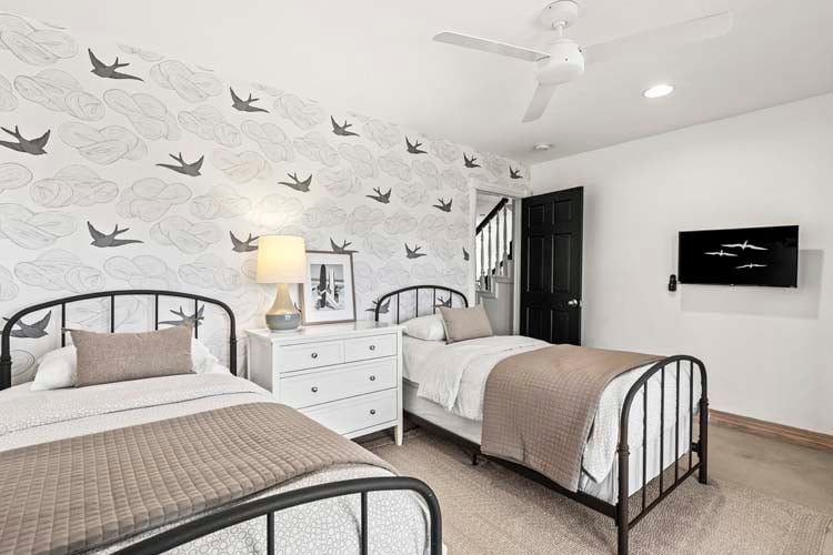 1st Floor Twins Bedroom