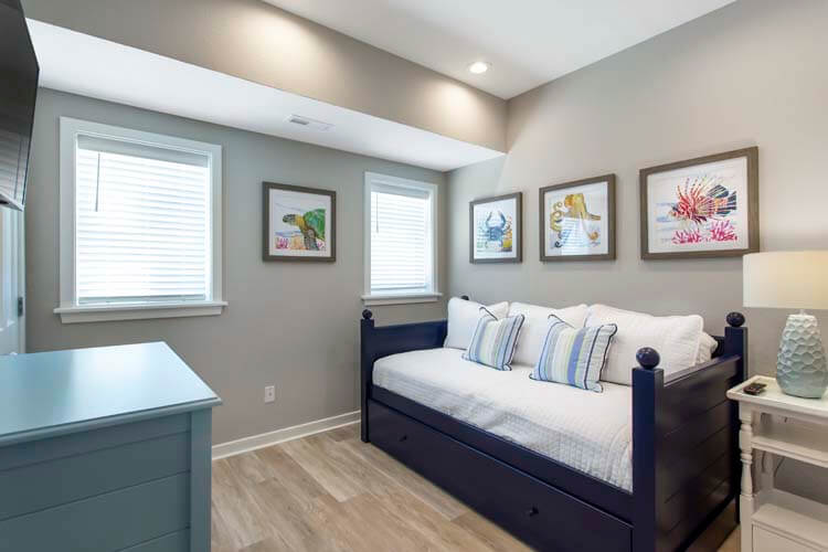 Ground Floor Daybed with Trundle with Shared Bath