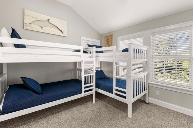 1st Floor Twin Bunks with Shared Bath (6)