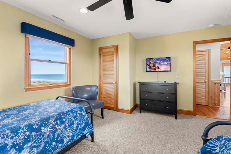 2nd Floor Twins Bedroom