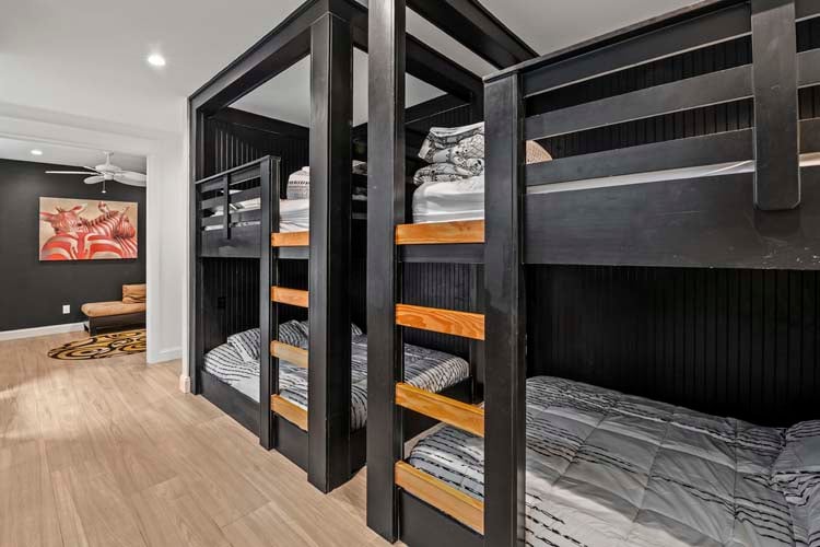 Ground Floor Queen Bunks with Private Baths (28)