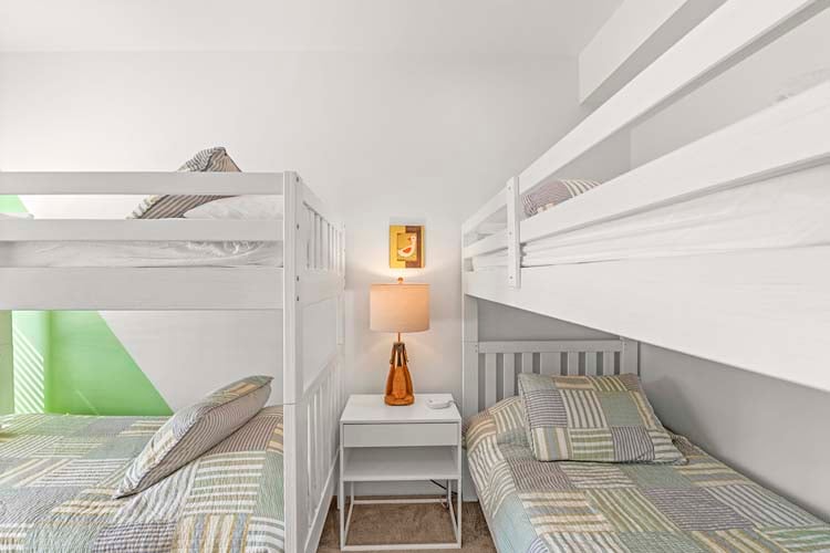 1st Floor Twin Bunks with Private Bath