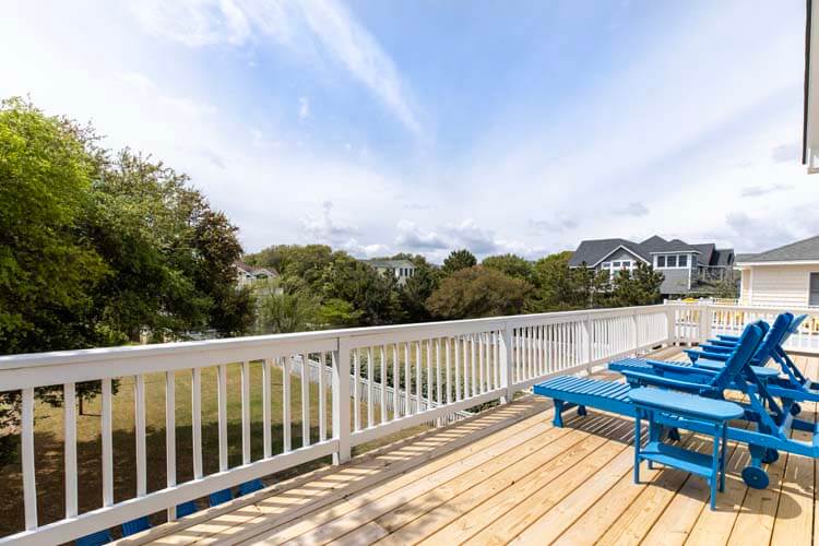 2nd Floor Deck