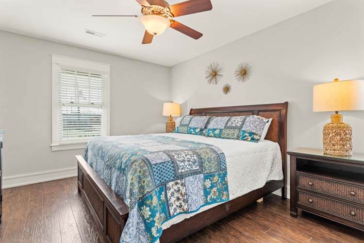 Ground Floor King with Private Bath