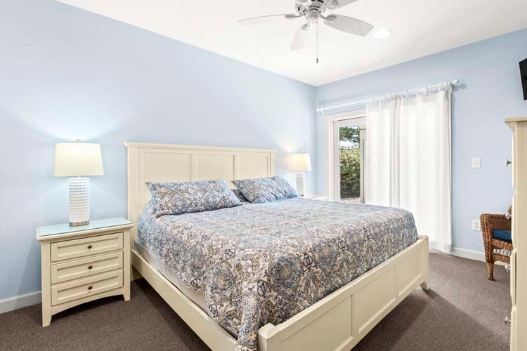 Ground Floor King with Private Bath