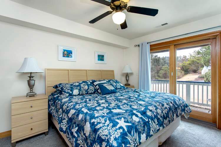 Ground Floor King with Private Bath