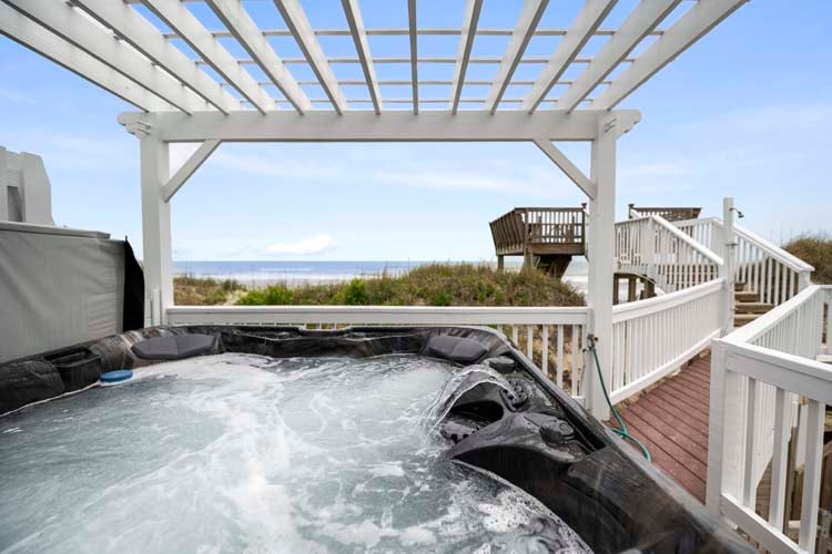 Dune Deck Hot Tub
