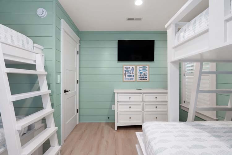 1st Floor Pyramid & Twin Bunk with Private Bath (2)