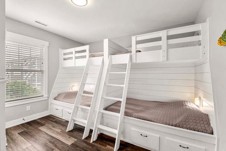 1st Floor Pyramid Bunks with Private Bath