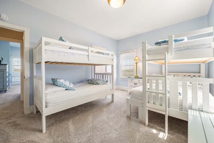 1st Floor Pyramid & Twin Bunk with Private Bath