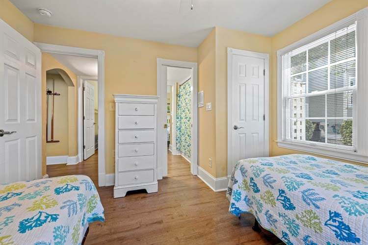 Ground Floor Twins with Shared Bath