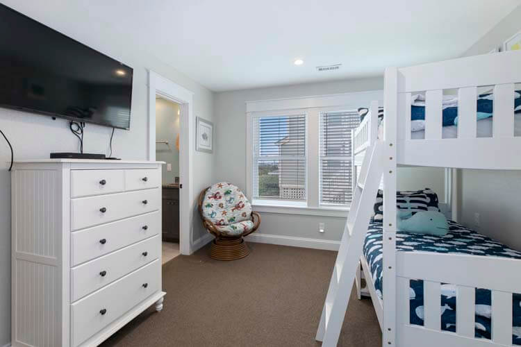 1st Floor Twin Bunk with Shared Bath