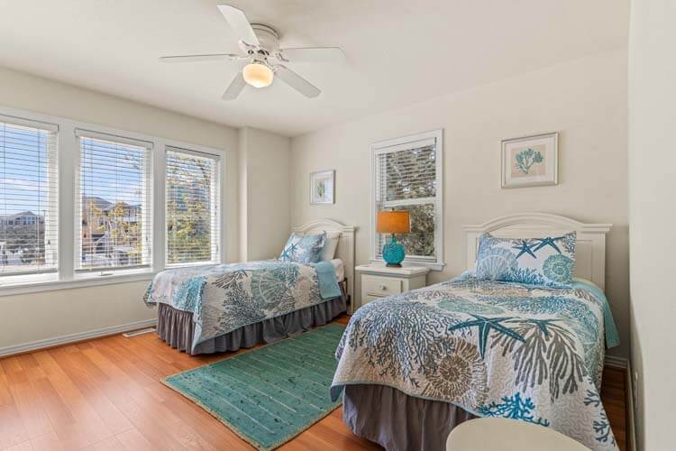 1st Floor Twins with Private Bath