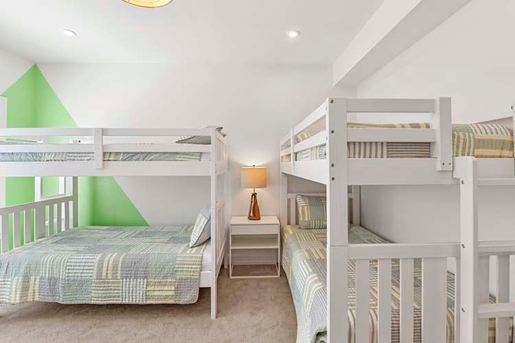 1st Floor Twin Bunks with Private Bath