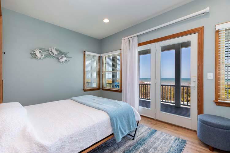 1st Floor Queen Murphy Bed with Private Bath