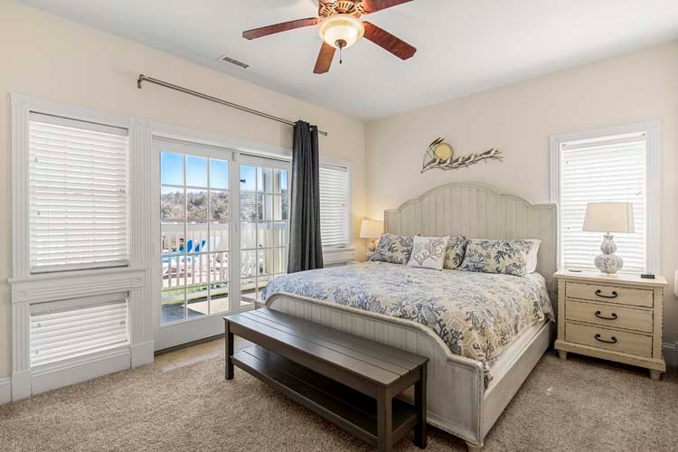 Ground Floor King with Private Bath