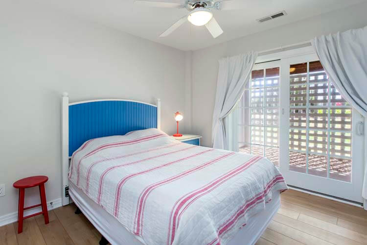 Ground Floor Queen Bedroom
