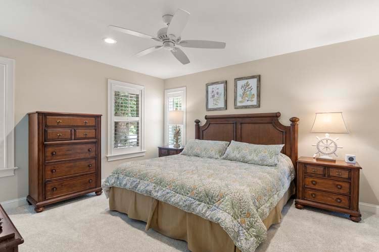 1st Floor King with Private Bath