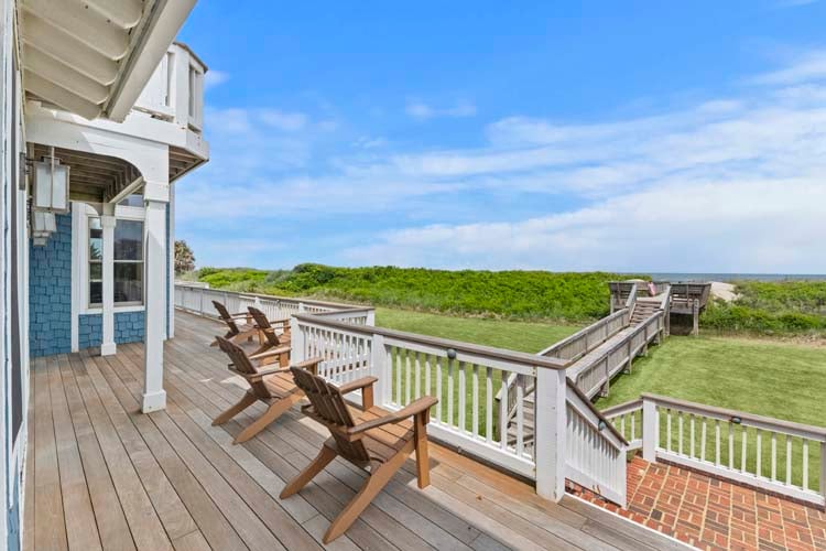 1st Floor Deck
