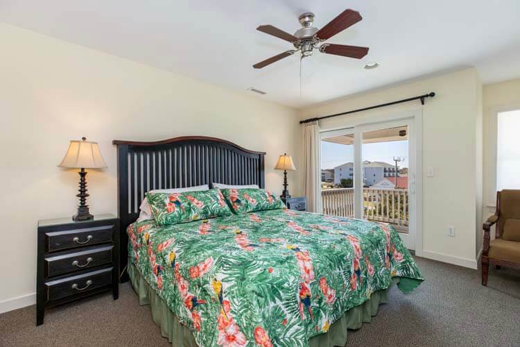 2nd Floor King with Private Bath (2)