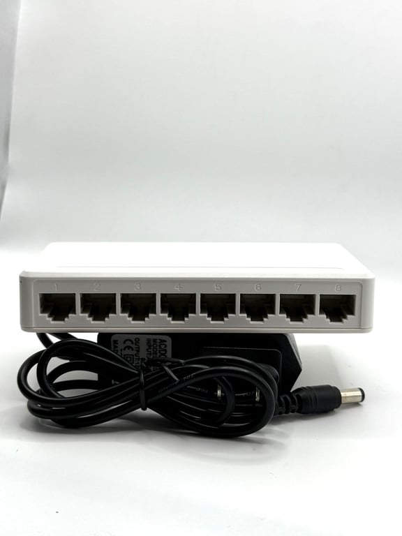 8-Port Gigabit Switch