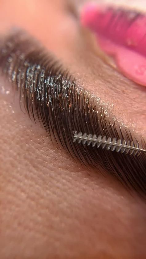 Lash Lifting por Lorena Souza