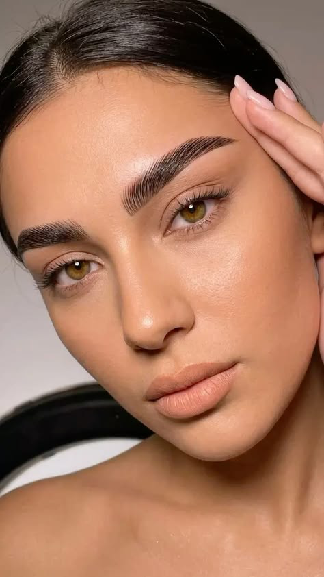 Brow Lamination por Luana Parra