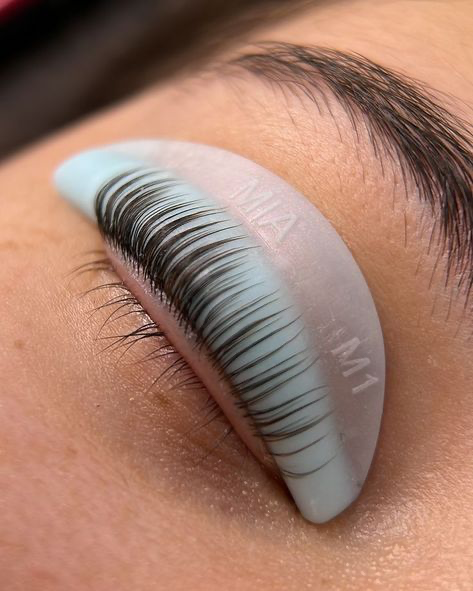Lash Lifting por Laiza Maroto