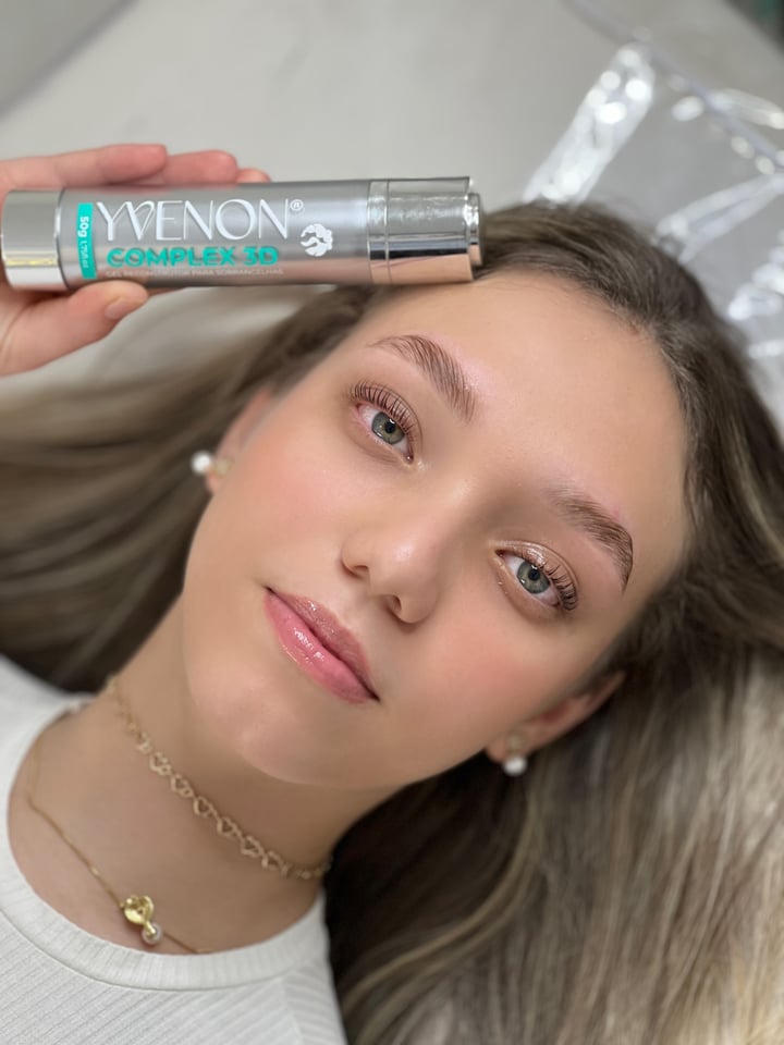 Lash&Brow O combo ideal para quem busca valorizar a sua beleza de forma natural e com durabilidade