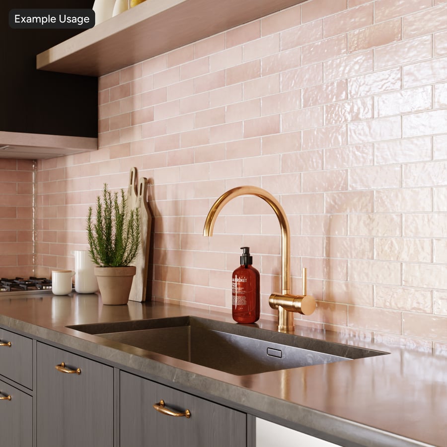 Textura de azulejo brilhante Zellige retangular deslocado, rosa blush