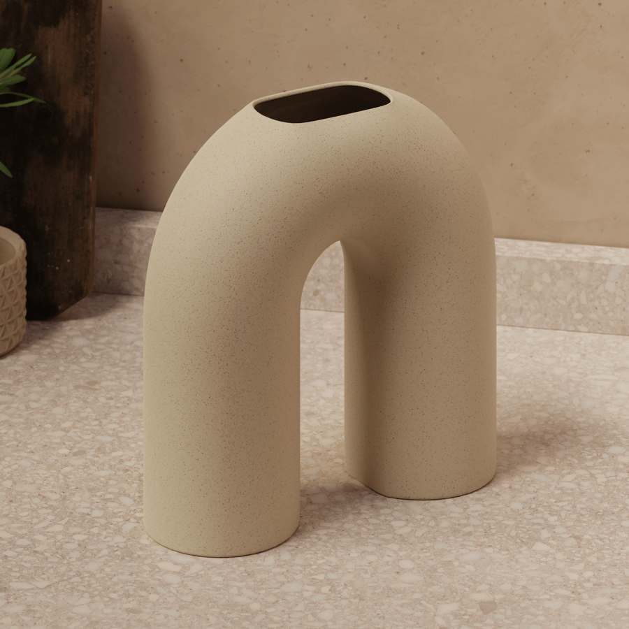 Vaso de cerâmica com arco abstrato Modelo