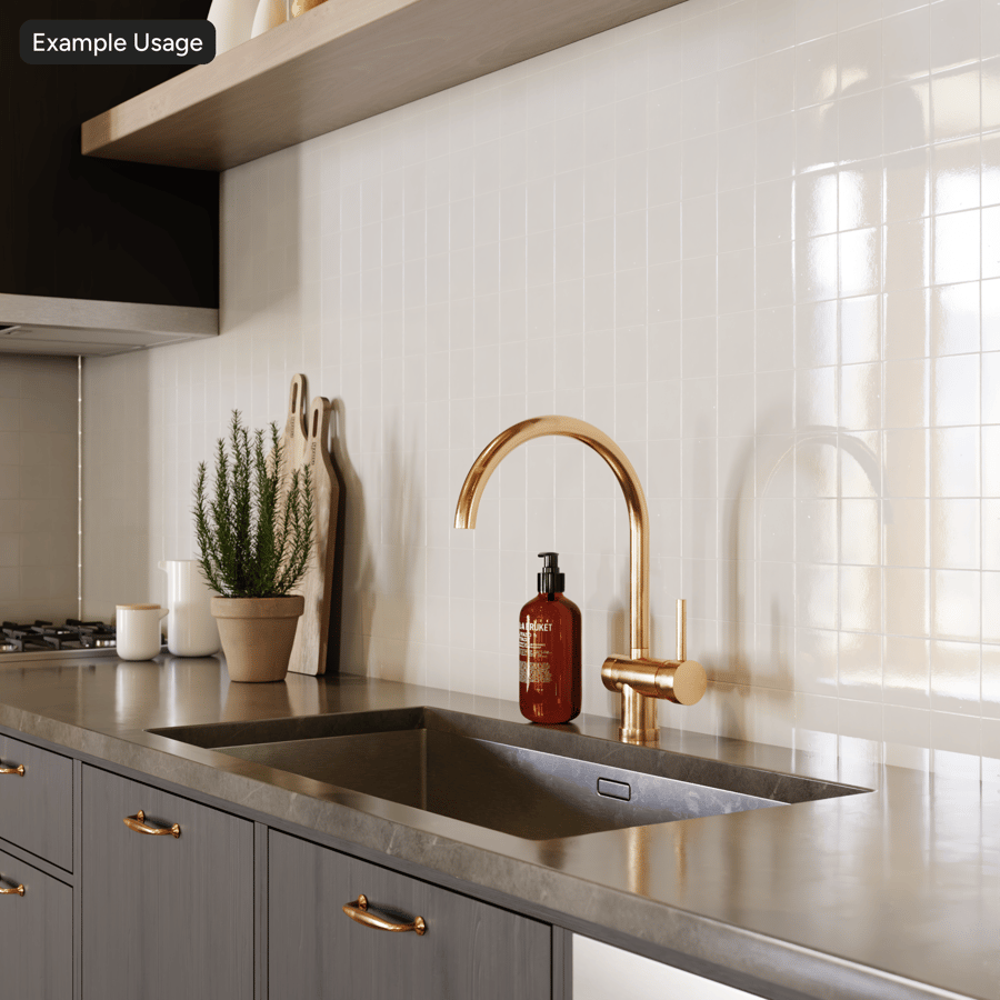 Tekstura kwadratowych płytek ceramicznych z połyskiem, kolor Frosty White
