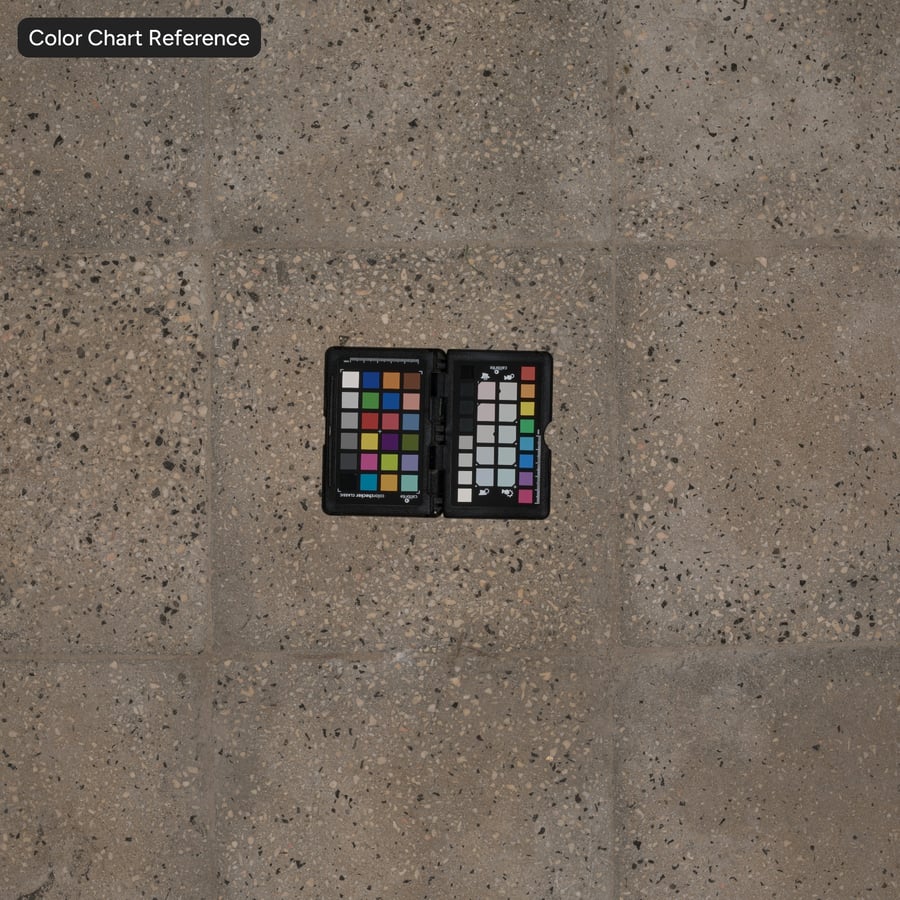 Pavimentazione in pietra quadrata con struttura in aggregato consumato