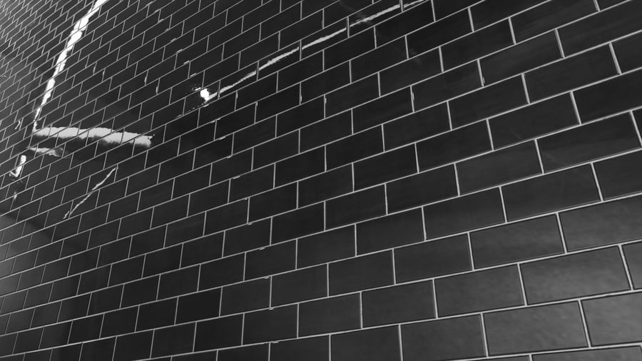 Textura de azulejo cerâmico brilhante retangular com desvio, preto