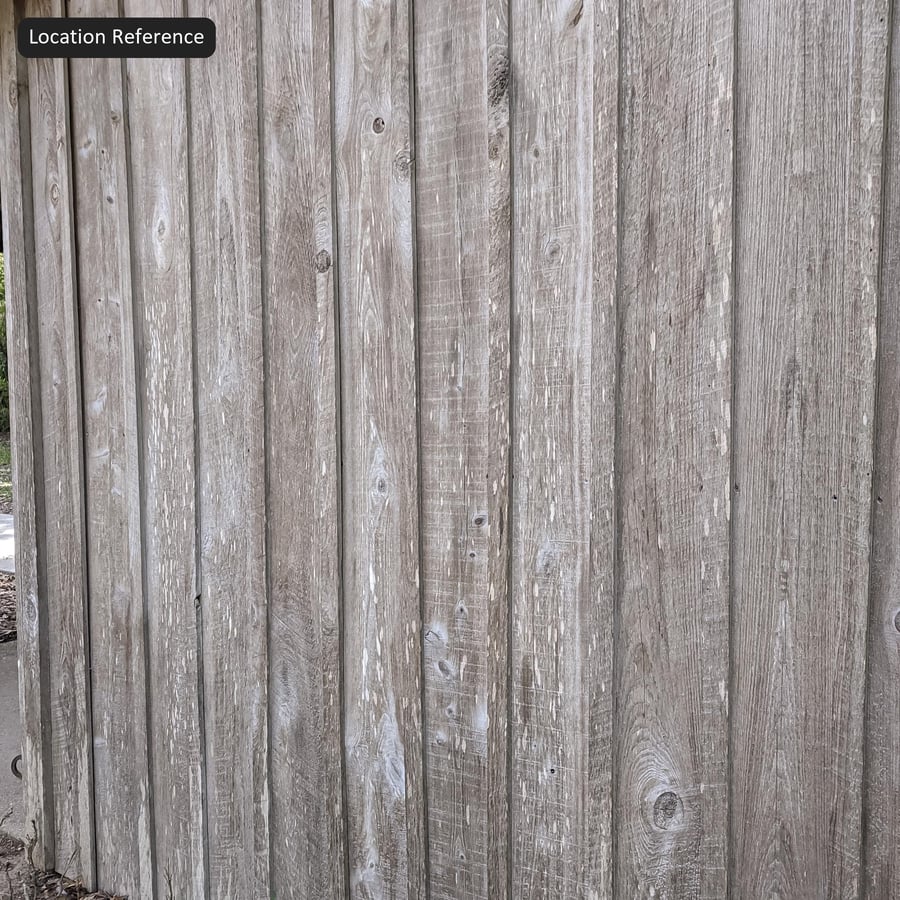 Texture murale du bardage en bois cannelé décoloré
