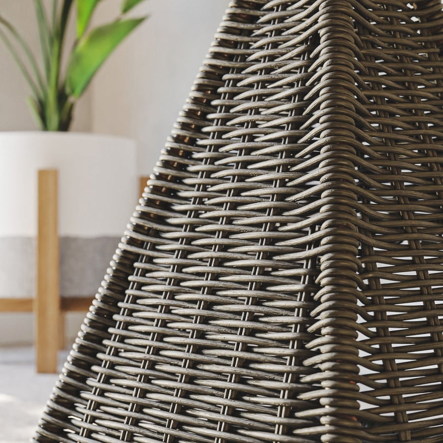 Individual Wicker Texture, White