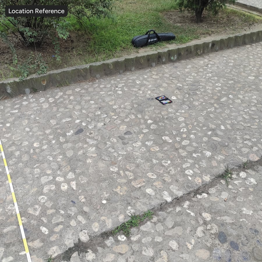 Φθαρμένο λιθόστρωτο με χαλίκι με υφή πλακόστρωτου