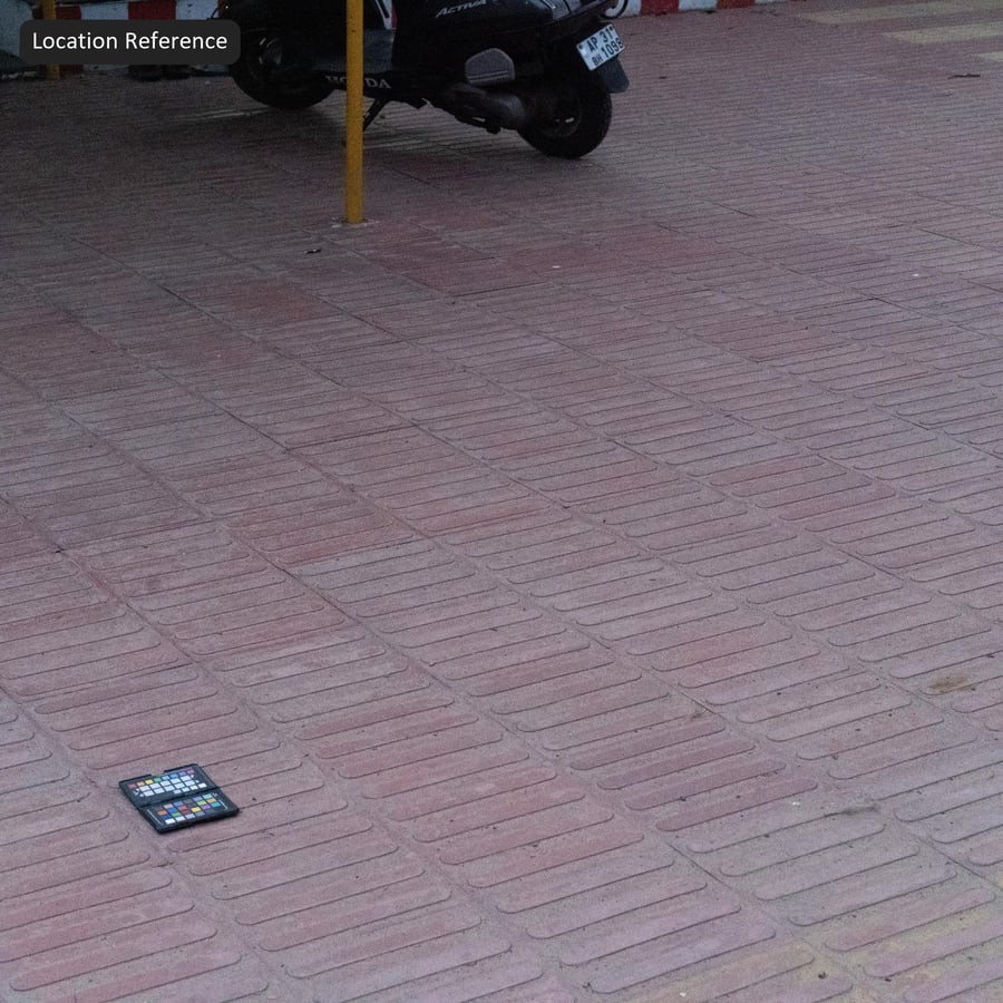 ウォーン・トレッド・コンクリート舗装材、レッド