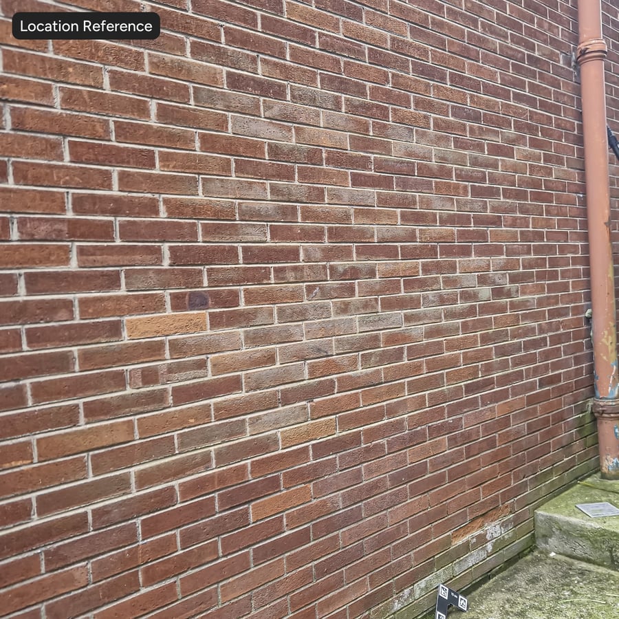 Rough Long Running Bond Brick Wall Texture, Red