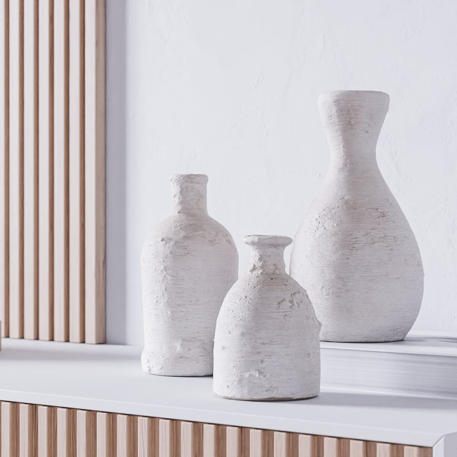 Modelos de vasos rústicos em cerâmica em forma de garrafa