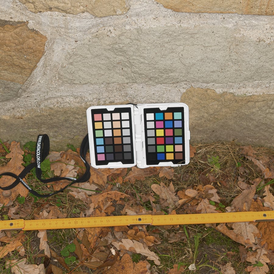 Textura de parede de pedra de escombros com fugas antigas